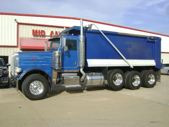 2008 Peterbilt 388  Dump Truck