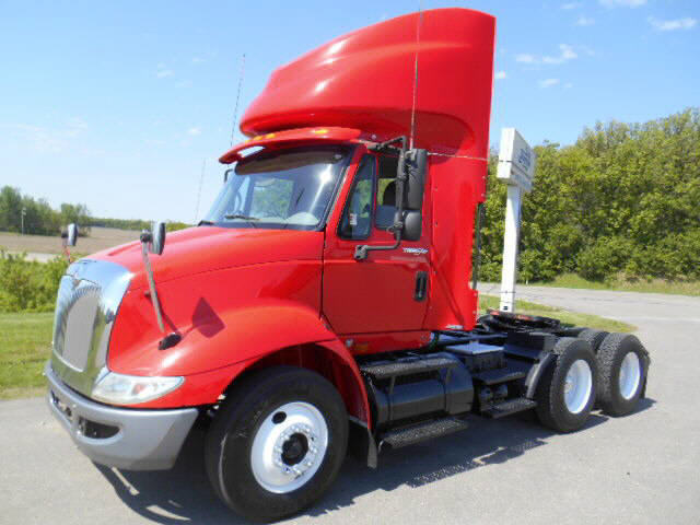 2009 International Transtar 8600  Conventional - Sleeper Truck