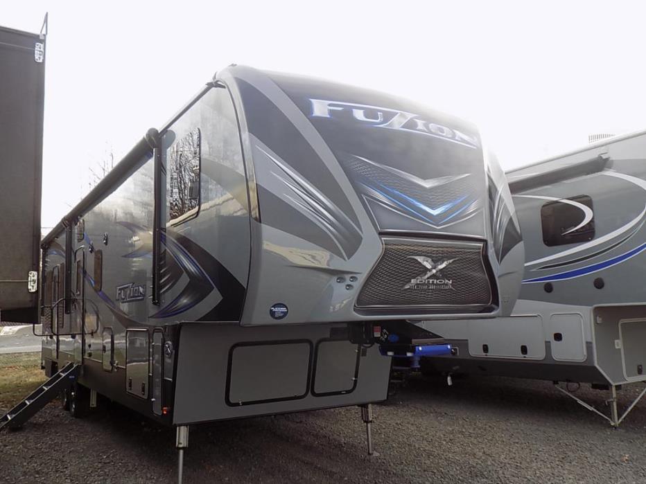 2017 Keystone Fuzion 369