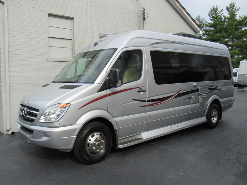 2011 Leisure Travel Vans Free Spirit