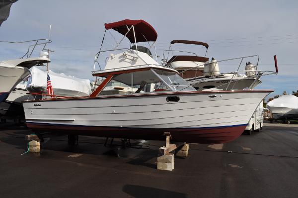 1973 Skiff Craft 26 Flybridge Fisherman