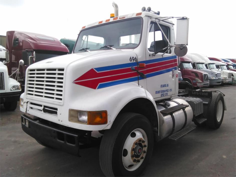 1998 International 8100  Conventional - Day Cab