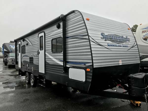 2017  Summerland  2570RL