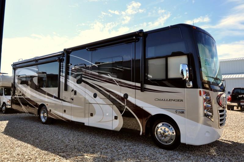 2017  Thor Motor Coach  Challenger 37KT RV for Sale W/King & The