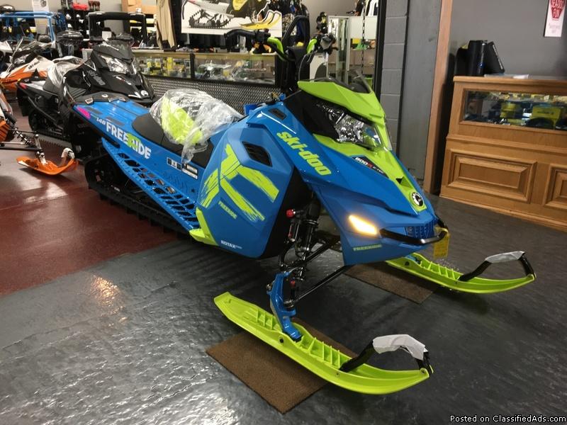 NEW 2017 Ski-Doo Freeride 154 Snowmobile Powdermax 2.5