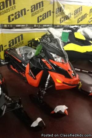 2 DAY SALE! ENDS THURS! New 2016 Ski-Doo Renegade Backcountry 600 stock #1435 -...