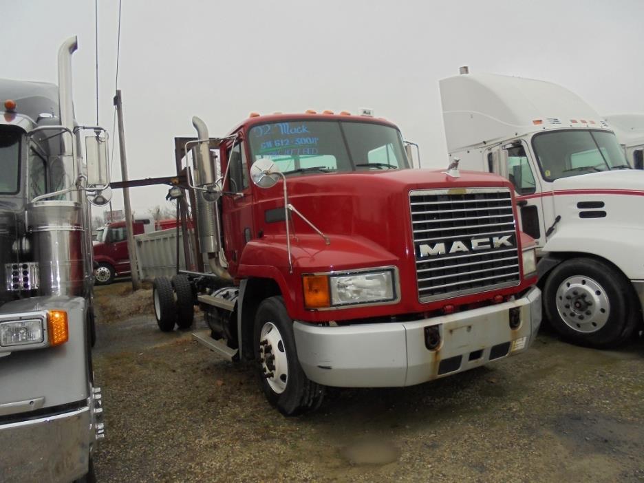 2002 Mack Ch612  Cab Chassis