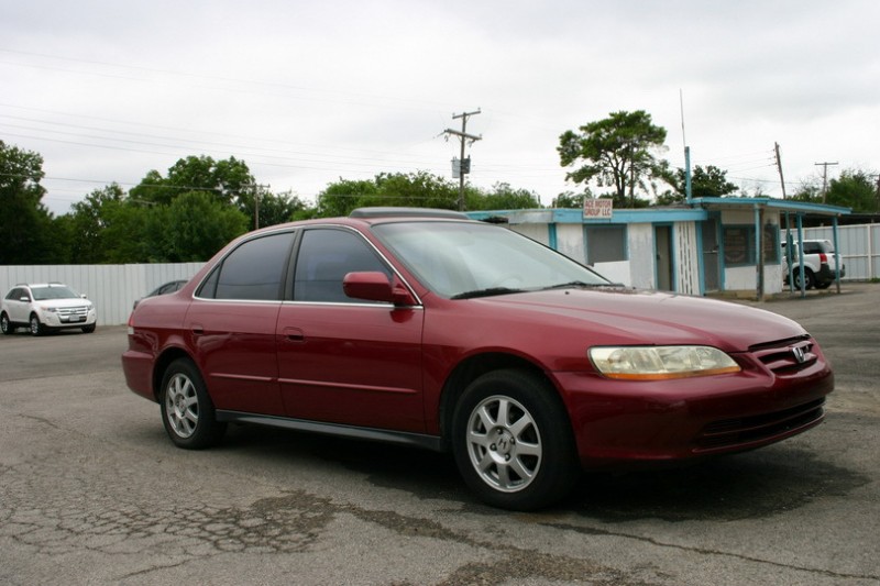 2002 Honda Accord SE 4dr Auto  4CYL 2.3L POWER SUN ROOF