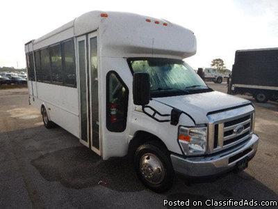 2013 Ford E450 Wheelchair Shuttle Bus (A4806)