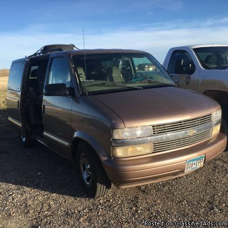 2001 Chevrolet Astro Van Passenger or Camper