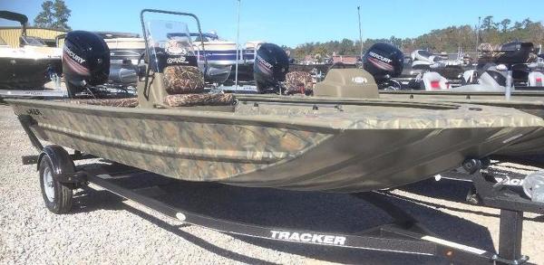 2017 TRACKER BOATS GRIZZLY 1860 CC
