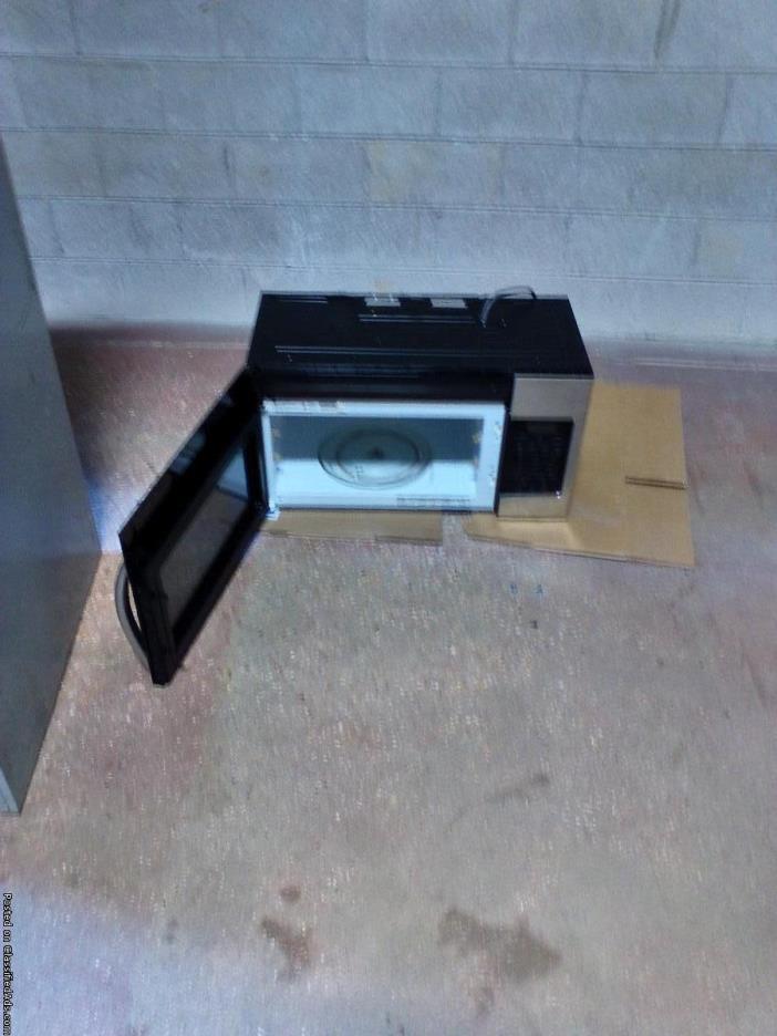 Over-the-Range Microwave Oven, 2
