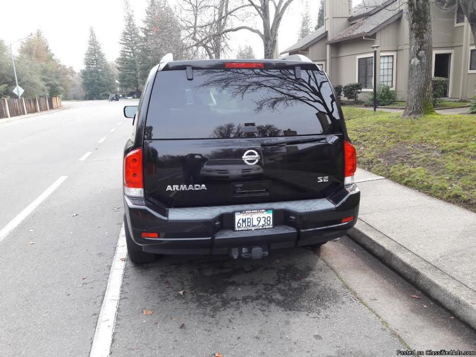Clean, like-new 2010 Nissan Armada for sale