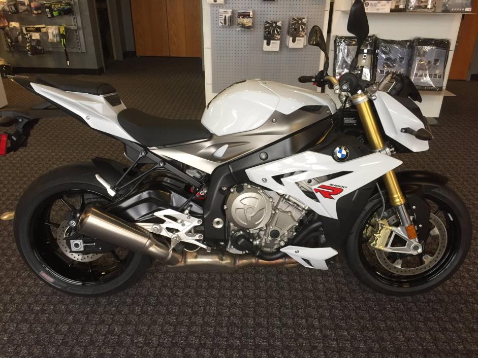 2015  BMW  S 1000 R