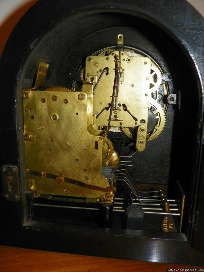 Seth Thomas Table/Antique Wind-Up Clock, 4