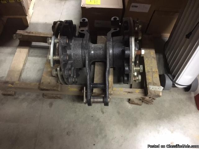CAT MT700 Complete Front Idler Axle Assembly, 1