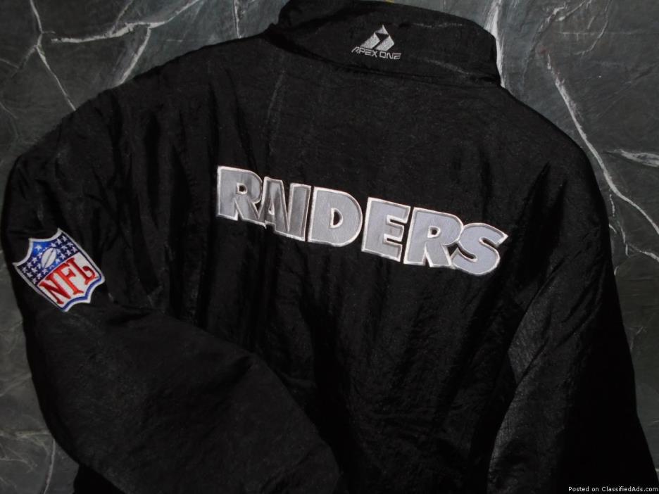 Oakland Raiders Apex One Jacket Large NWT, 1