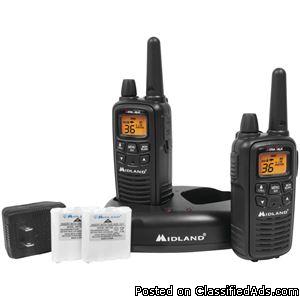 Midland 30mile Gmrs Radio Pair Pack With Dropin Charger Rechargeable Batteries