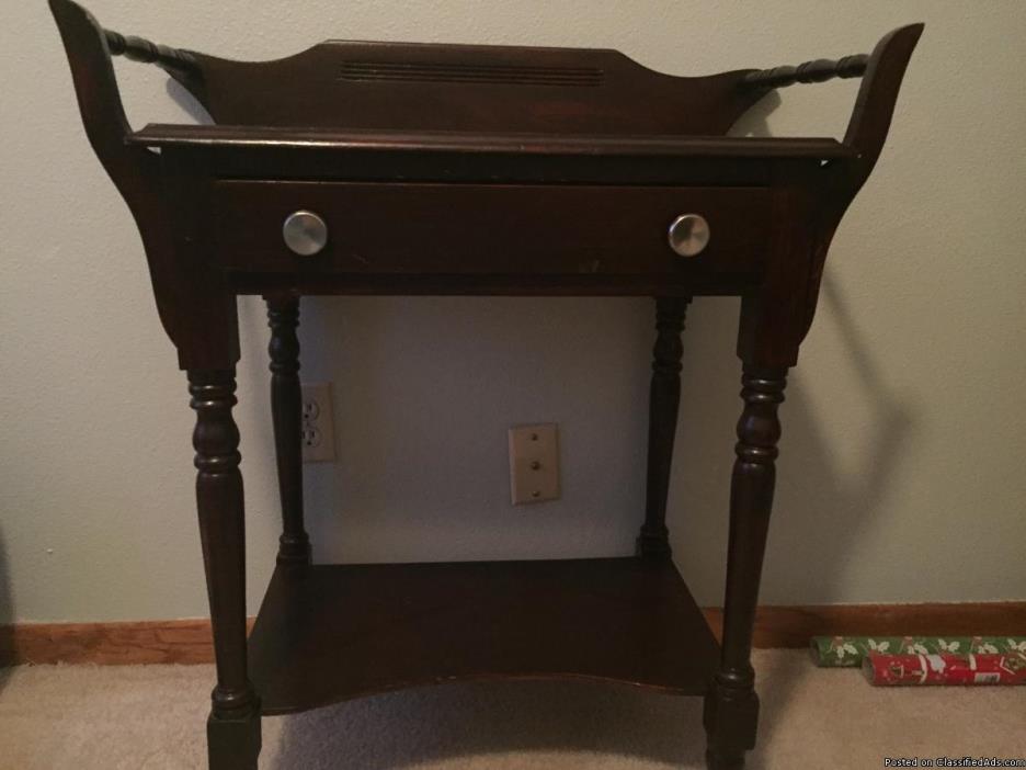 Accent Table, 0