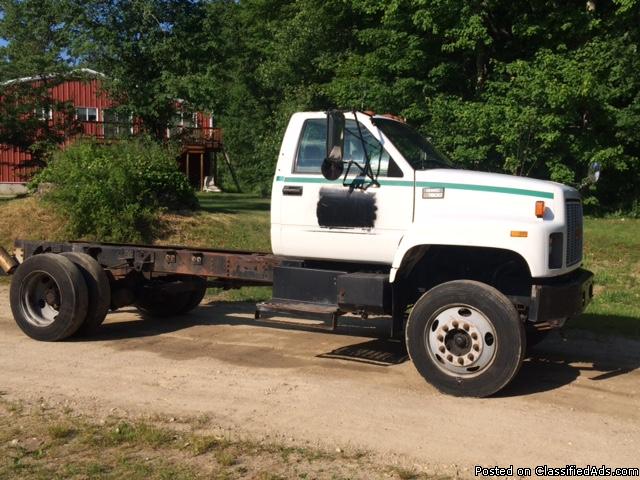 97 GMC C7500 Cab & Chassis, 1