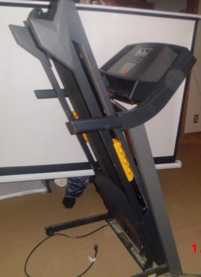 Treadmill - SAVE $300, 1