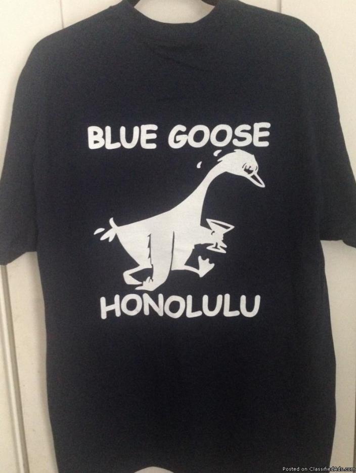 Original ‘Blue Goose, Honolulu’ T-shirts in dark navy blue, 0