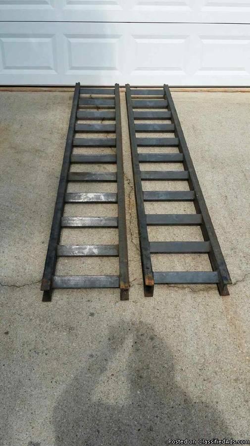 8' Auto Loading Ramps (Neal), 0