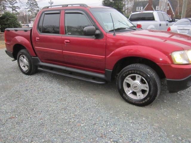 2003 Ford Explorer Sport Trac XLT 4dr 4WD Crew Cab SB