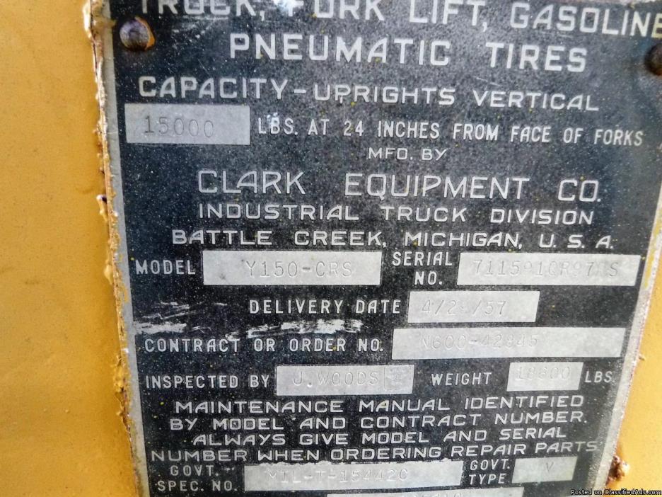 Clark Forklift, 4