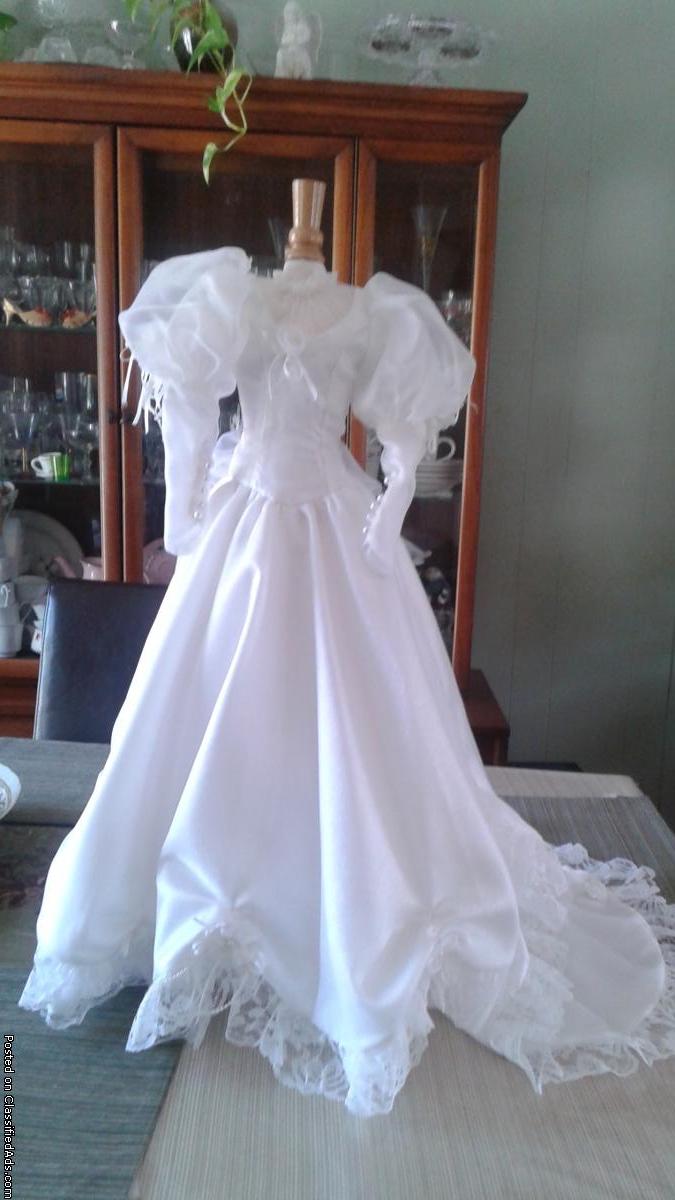 Victorian Wedding dresses for 29-30' Porcelain Dolss, 3