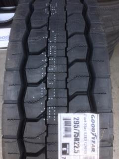 Commercial Truck Tires 295/75R22.5  11R22.5  11R24.5, 3