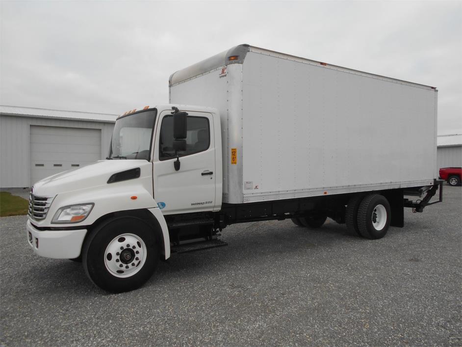 2010 Hino 268a  Box Truck - Straight Truck