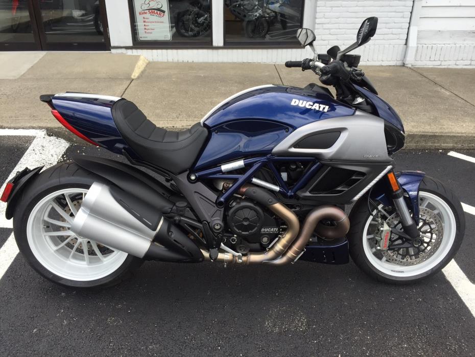 2013  Ducati  Diavel