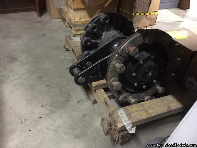 CAT MT700 Complete Front Idler Axle Assembly, 2