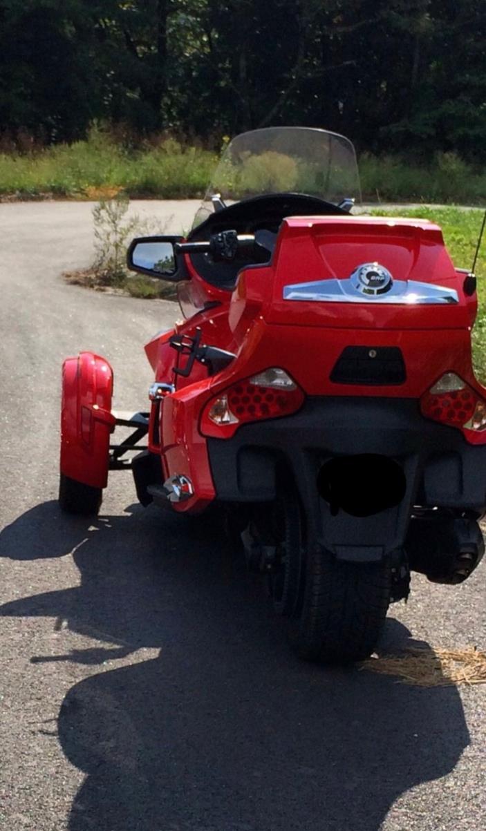 2013 Can-Am SPYDER RT SE5