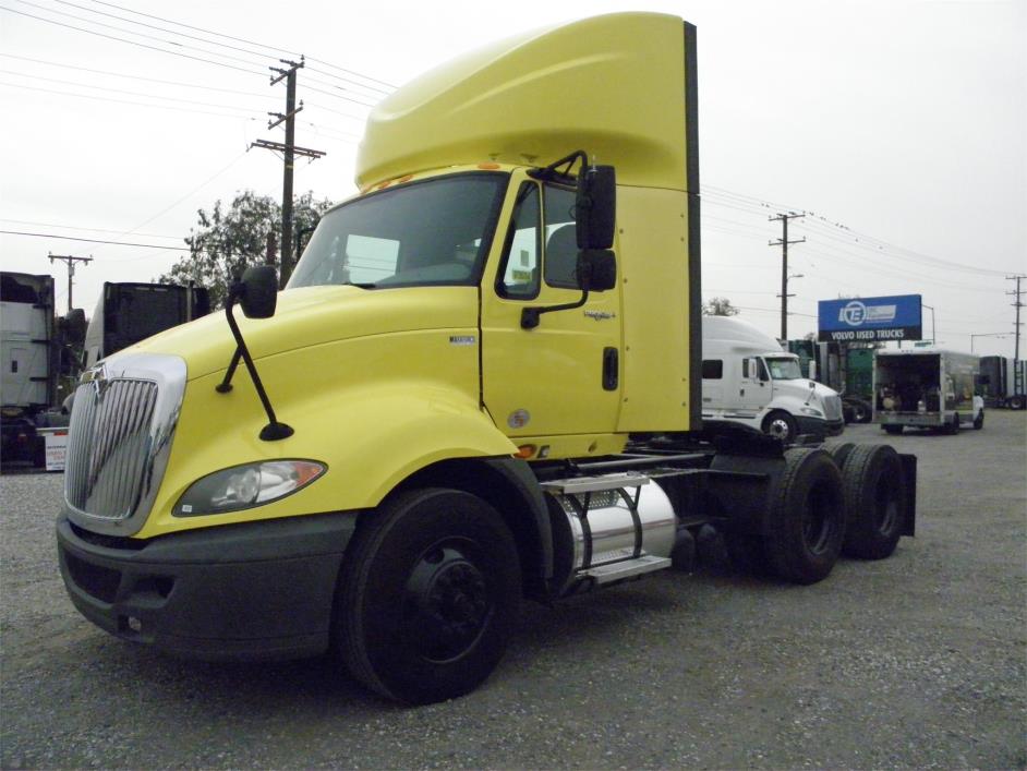 2012 International Prostar+  Conventional - Day Cab