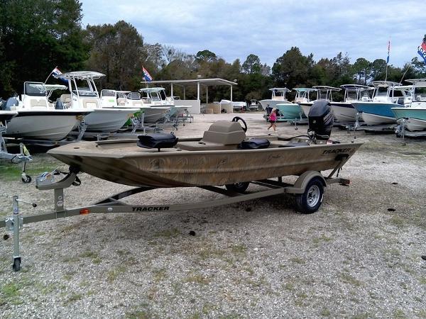 2016 TRACKER BOATS GRIZZLY 1754 MVX SC