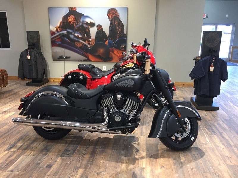 2015 Indian Roadmaster Thunder Black