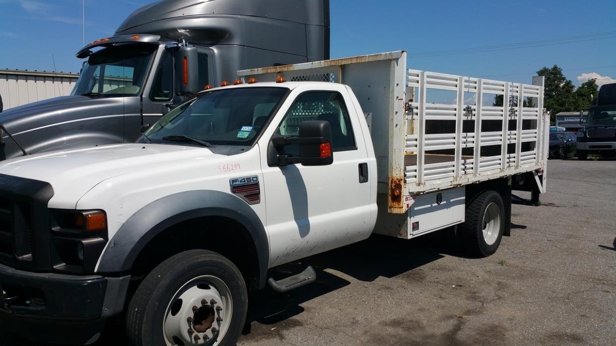 2009 Ford F450  Flatbed Truck