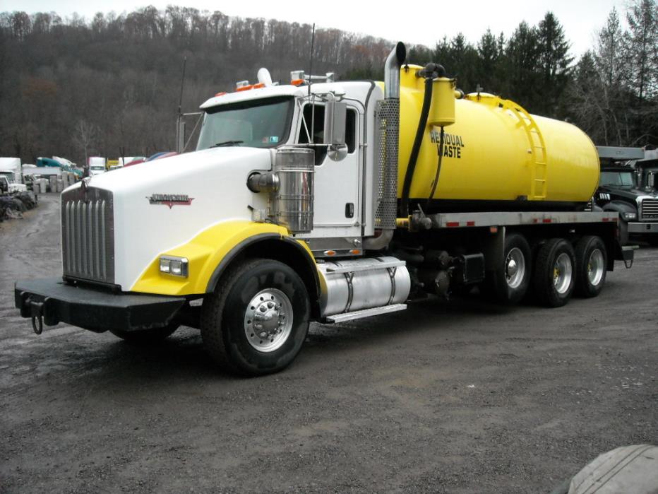 2009 Kenworth T800  Vacuum Truck