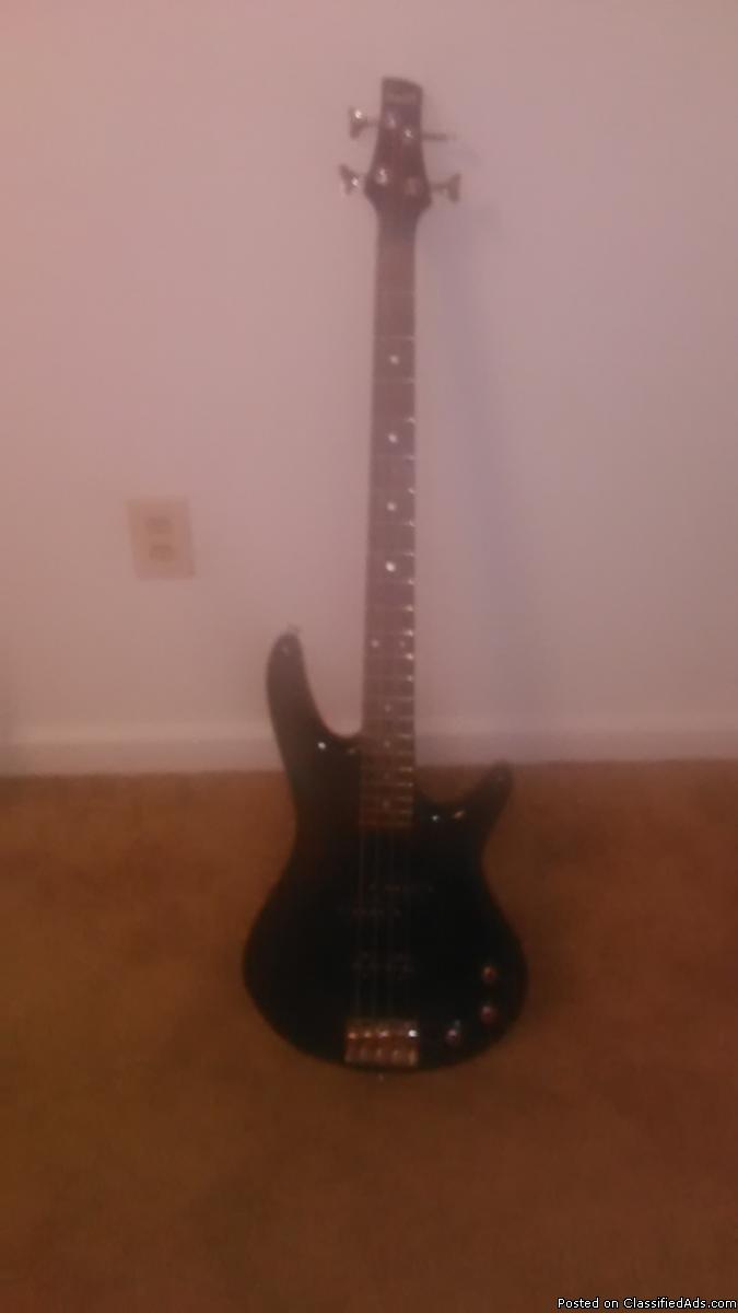 Ibanez GSR 200 GIO Electric Bass Guitar, 1