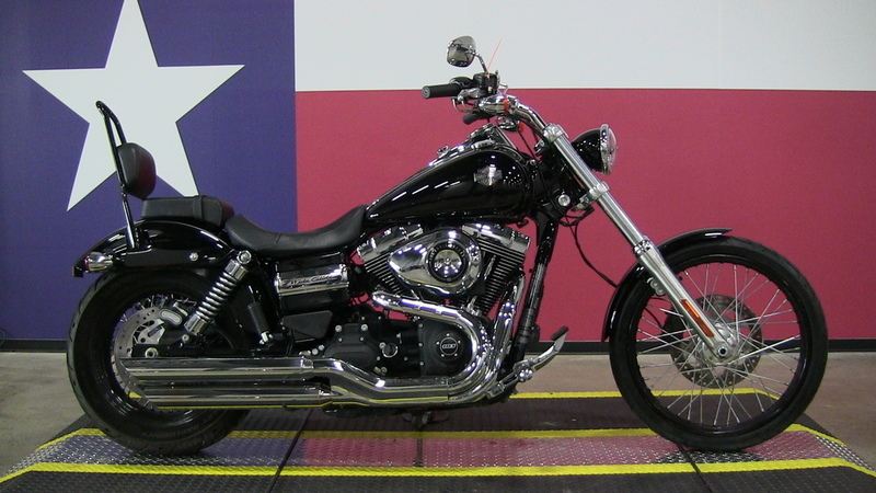 2004 Harley-Davidson FXDWGI - Dyna Wide Glide