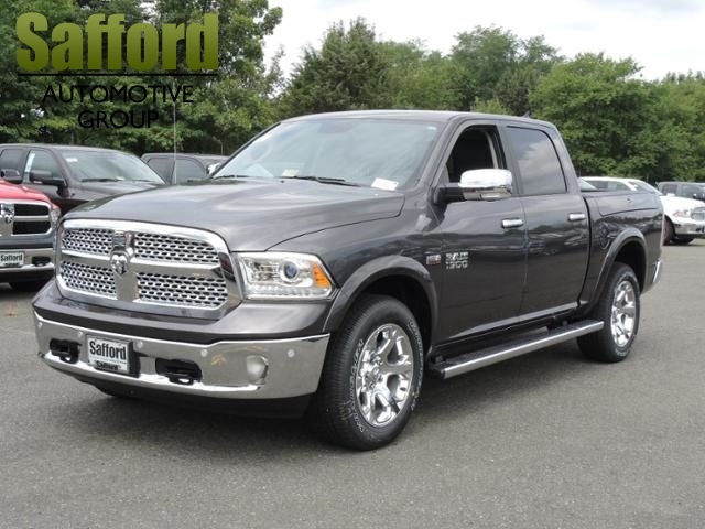 2016 Ram 1500 ** Big Finish Bonus Cash **  Pickup Truck