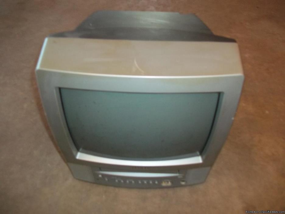 TV/VCR combo color toshiba/remote, 1