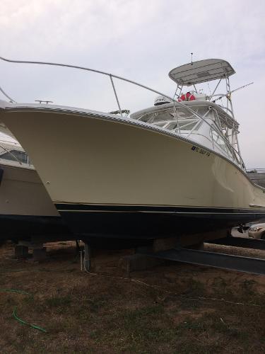 2005 Luhrs 30 Open