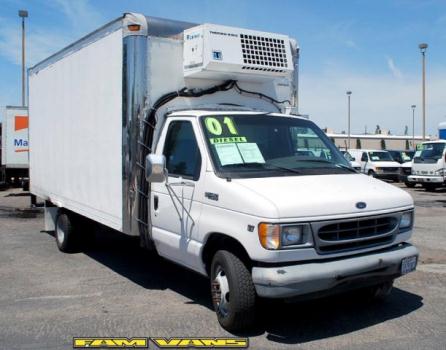 2001 Ford E450  16Ft Box Truck