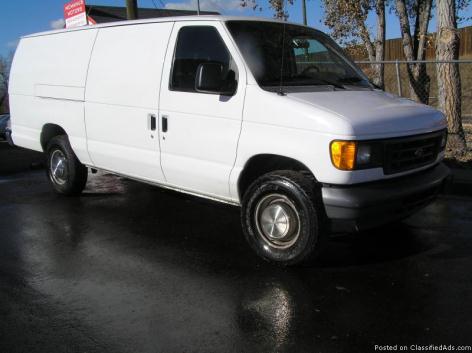 2240 YOU CAN HAUL ALL YOUR EQUIPMENT IN THIS VEHICLE:2006 FORD ECONOLINE E350
