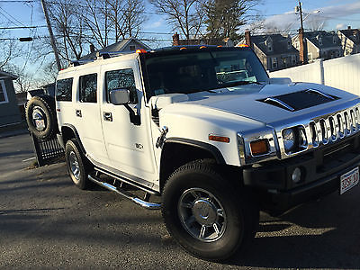 Hummer : H2 5 Door SUV 2005 hummer h 2 60 000 miles white low mileage excellent condition extra features