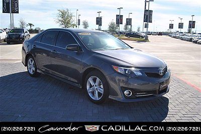 Toyota : Camry SE Edition Bluetooth/Sunroof Back-Up Camera 2014 4 dr car used regular unleaded i 4 2.5 l 152 6 fwd leather gray