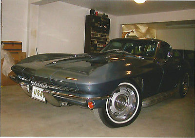 Chevrolet : Corvette 1967 corvette coupe 427 390 4 speed numbers match frame off restoration